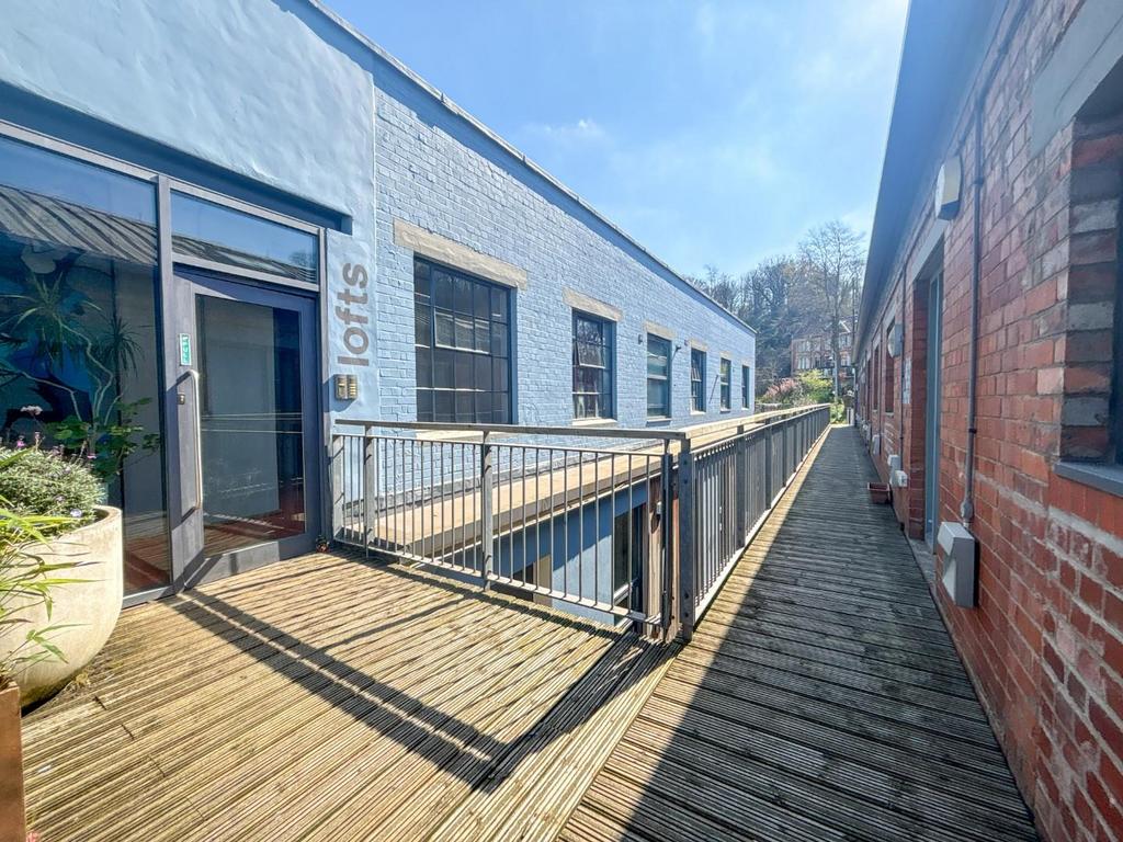 Unit 4.17 Loft Apartment