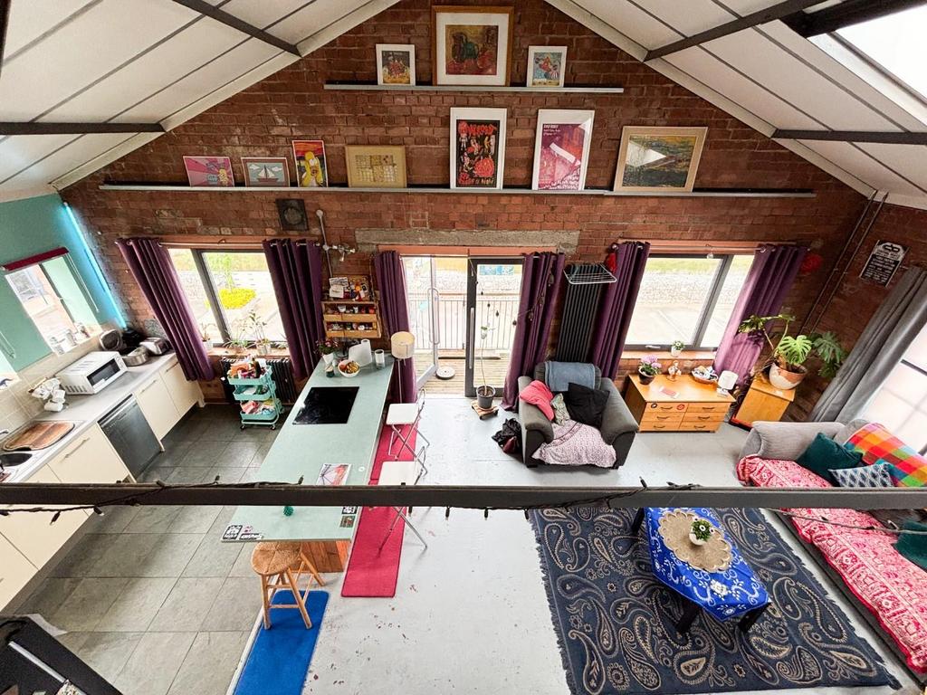 Unit 4.17 Loft Apartment
