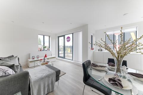 1 bedroom flat for sale, Vicarage Court, Watford, WD18 0EY