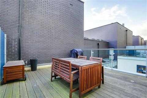 3 bedroom apartment for sale, Wenlock Road, N1