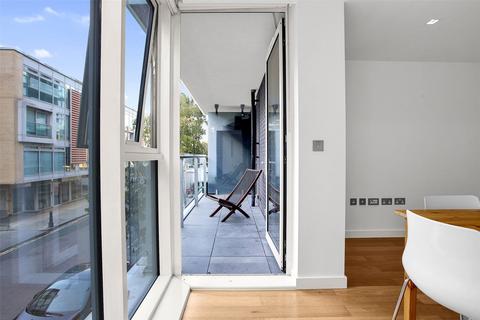 3 bedroom apartment for sale, Wenlock Road, N1