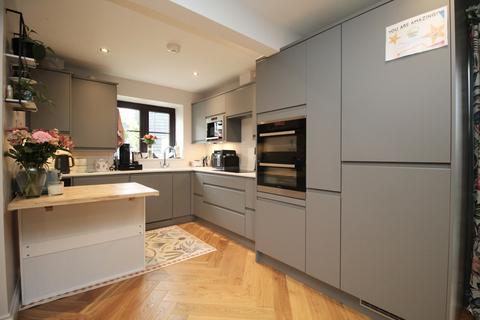3 bedroom end of terrace house for sale, Old School Close, Ashcott