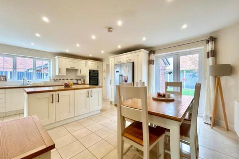 29 Dalefield Drive, Admaston, Telford, TF5 0DP