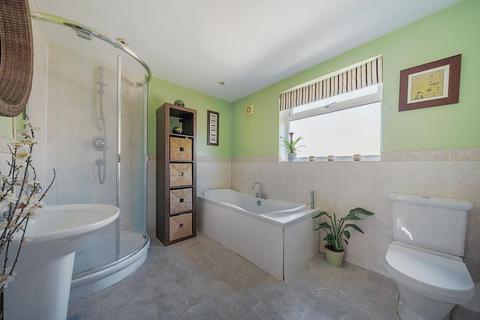undefined, Middle Barton,  Oxfordshire,  OX7