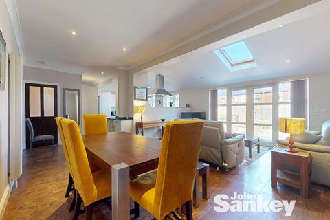 4 bedroom semi-detached house for sale, Waverley Road, Mansfield, NG18