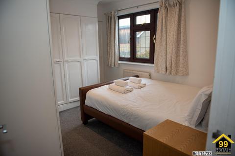 167 Simms Road, London, SE1 5LP