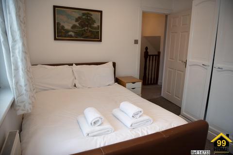 167 Simms Road, London, SE1 5LP