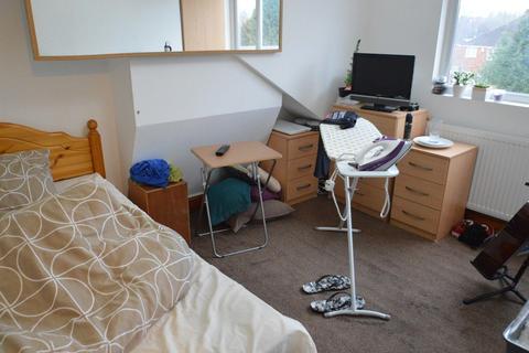 6 bedroom house to rent, Warwards Lane, Birmingham B29