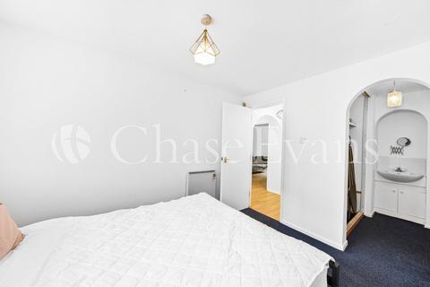 Flat 21, Tyndal Court Transom Square, London, E14 3TQ