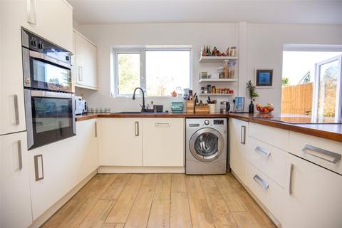 3 bedroom end of terrace house for sale, Arnall Drive, Bristol, BS10