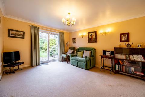 18 Charlecote Gardens, Sutton Coldfield, B73 5LS