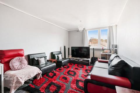 2 bedroom apartment for sale, Woodhill, London