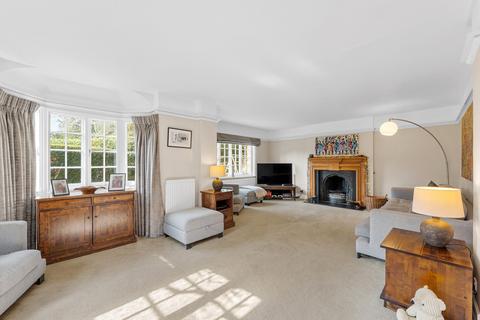 undefined, Hazelwood Lane, Coulsdon, CR5