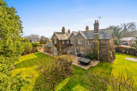 6 bedroom detached house for sale, Hazelwood Lane, Coulsdon, CR5