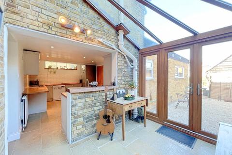 3 bedroom property for sale, Mell Road, Tollesbury, Maldon, CM9