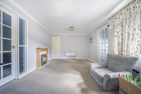 2 bedroom retirement property for sale, The Maltings,  Thatcham,  RG19