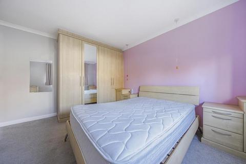2 bedroom retirement property for sale, The Maltings,  Thatcham,  RG19