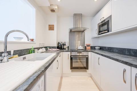 1 bedroom flat for sale, Cartwright Street, Tower Hill, London, E1