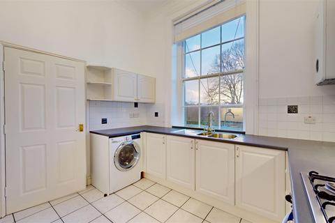 2 bedroom apartment to rent, 2 Claremont Buildings, Shrewsbury