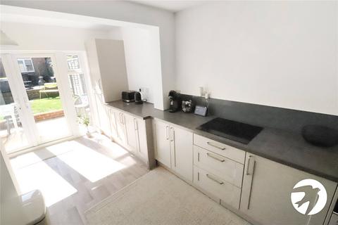 11 Parsonage Manorway, Belvedere, DA17 6LN