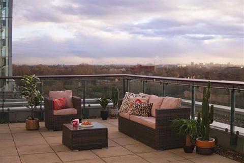 44, Tideslea Tower Erebus Drive, London, SE28 0GF