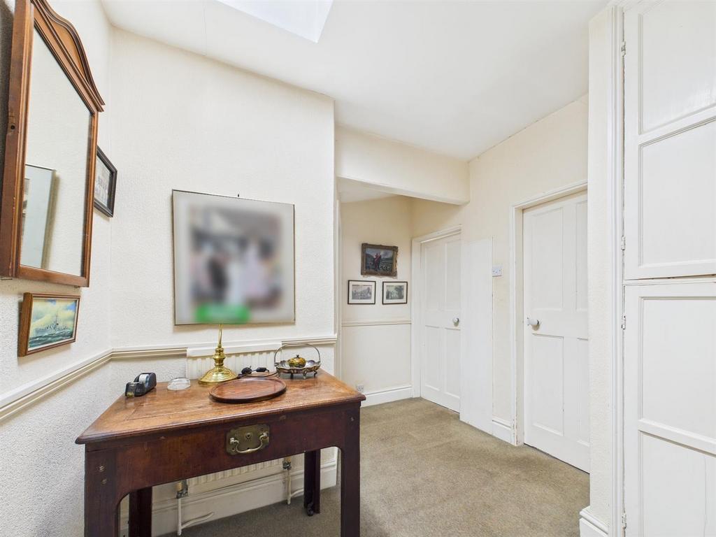 CAM04116 G0-PR0151-STILL025.jpg