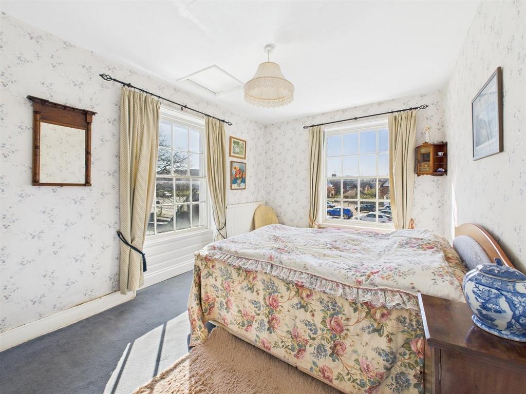 CAM04116 G0-PR0151-STILL030.jpg