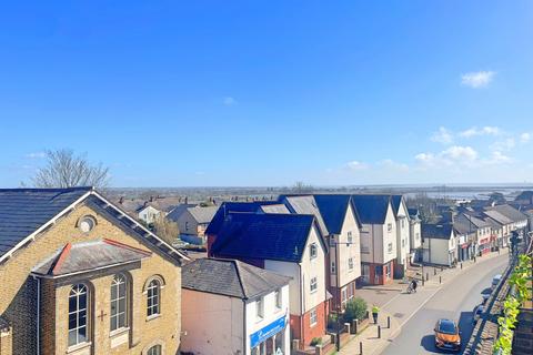 3 bedroom property for sale, King Georges Place, Maldon, CM9