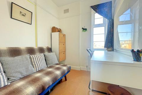 3 bedroom property for sale, King Georges Place, Maldon, CM9