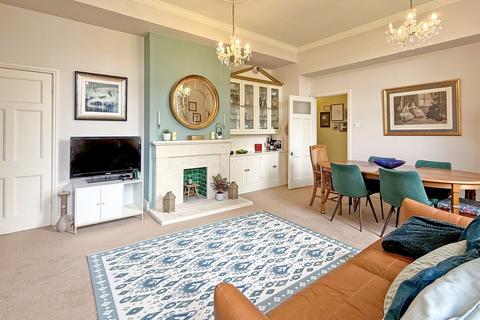 2 bedroom ground floor flat for sale, Portway, Warminster