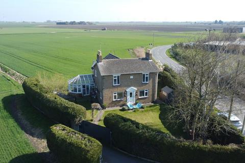 5 bedroom detached house for sale, Whittlesey Road, Benwick
