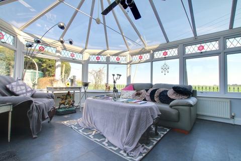 5 bedroom detached house for sale, Whittlesey Road, Benwick