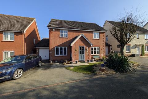 4 bedroom detached house for sale, Brook Farm Road, Saxmundham