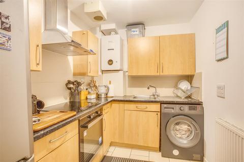 undefined, Chairborough Road, High Wycombe HP12