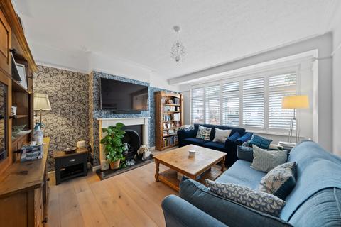 24 Highview Avenue, Wallington, SM6 8PQ