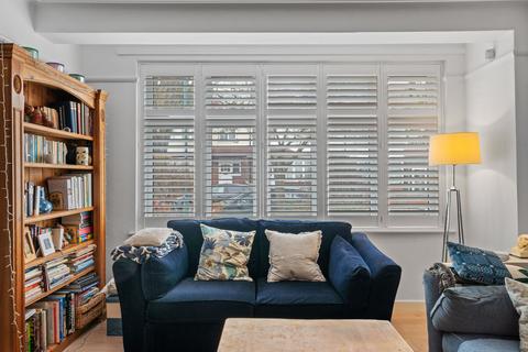 24 Highview Avenue, Wallington, SM6 8PQ
