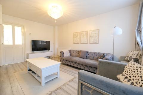 72 Doveney Close, Orpington, BR5 3WF