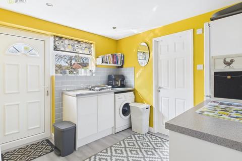 1 Darnbrook, Wilnecote, Tamworth, B77 4JU