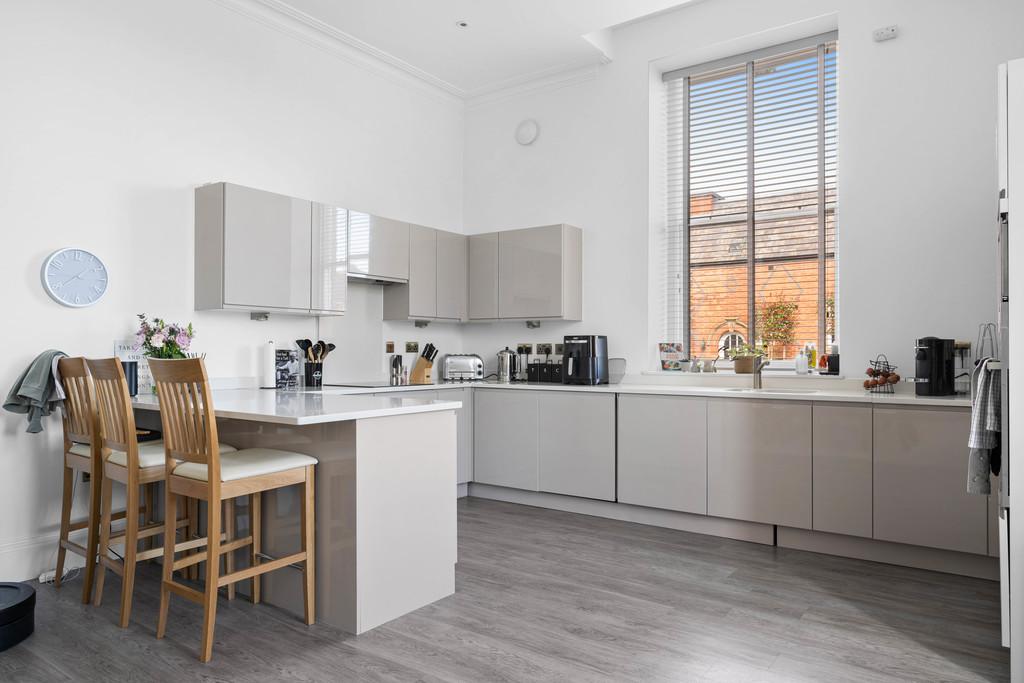 7 Blencowe Close, Backford, CH1 6 QR-12