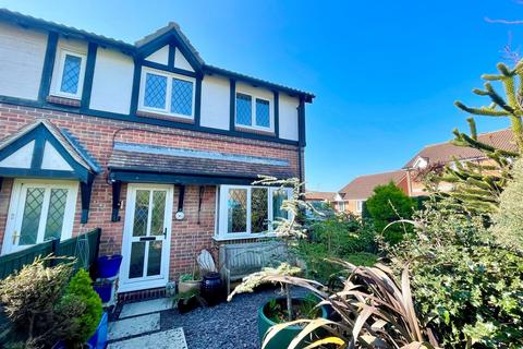 19 Biscay Close, Littlehampton, BN17 6SW