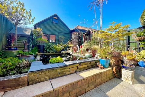 19 Biscay Close, Littlehampton, BN17 6SW