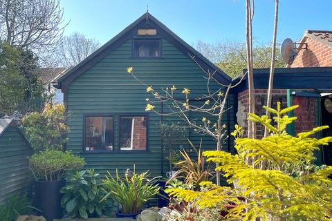 19 Biscay Close, Littlehampton, BN17 6SW