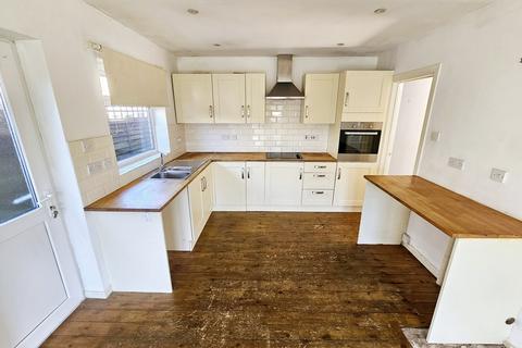 3 bedroom detached bungalow for sale, Portway Crescent, Croughton
