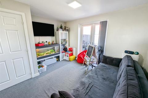 31 Egan Close, Weldon, Corby, NN17 3NB