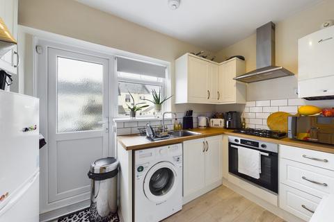 2 bedroom flat to rent, Bickham Park Road, Plymouth PL3