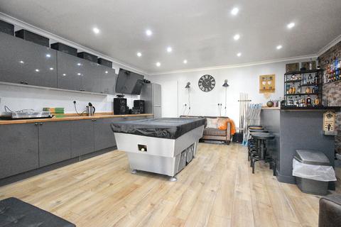 6 bedroom semi-detached house for sale, Grange Road, Ramsgate CT11