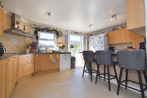 6 bedroom semi-detached house for sale, Grange Road, Ramsgate CT11