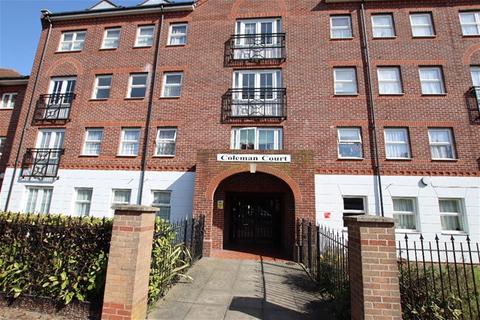 1 bedroom flat for sale, Station Road, Clacton on Sea
