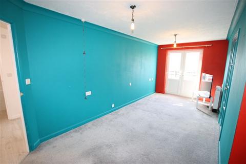 1 bedroom flat for sale, Station Road, Clacton on Sea
