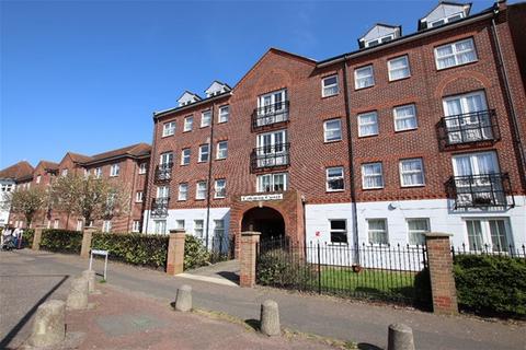 1 bedroom flat for sale, Station Road, Clacton on Sea